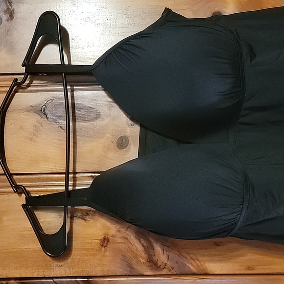 Maurices size 2x swim top - Picture 3 of 3